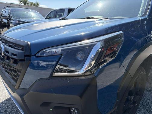 Geyser Blue 2022 Subaru Forester Wilderness