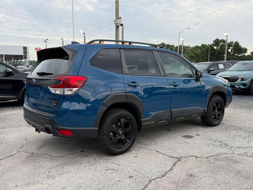 Geyser Blue 2022 Subaru Forester Wilderness