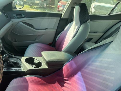 Bright Silver 2014 Kia Optima LX