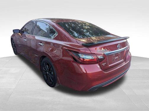 2017 Nissan Altima 2.5 SR