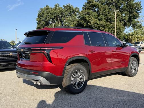Radiant Red 2026 Chevrolet Traverse LT