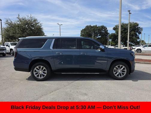 2025 Chevrolet Suburban Premier