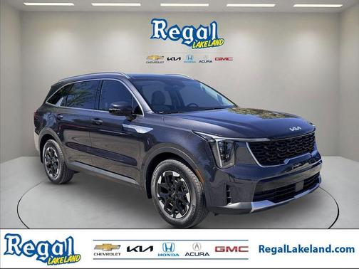 Metal 2025 Kia Sorento S