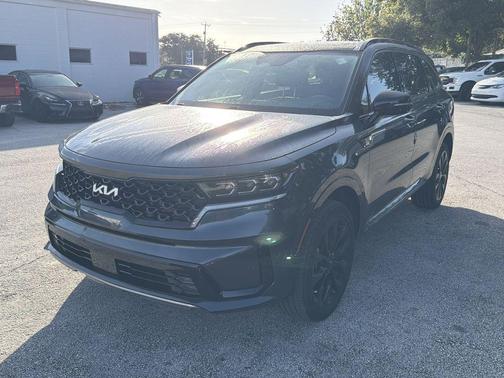 Gravity Gray 2023 Kia Sorento SX