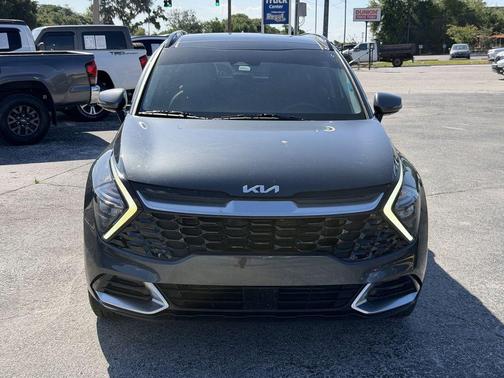 Gravity Gray 2023 Kia Sportage SX