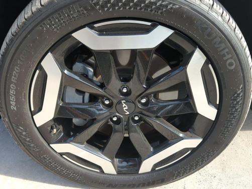 Metal 2025 Kia Telluride S