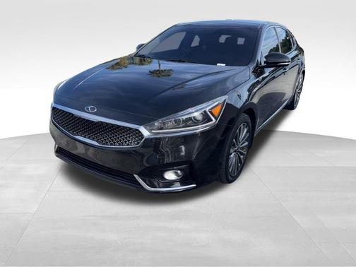 2017 Kia Cadenza Premium