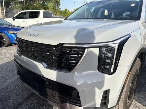 Wolf Gray 2025 Kia Sorento S