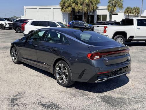 Gravity Gray 2021 Kia K5 EX