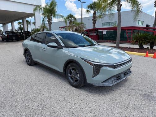 Haze 2026 Kia K4 LXS