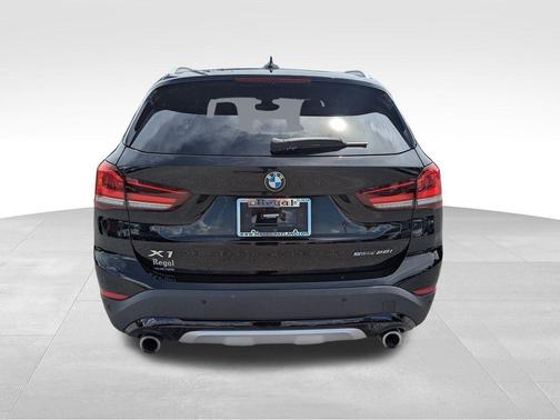 2022 BMW X1 sDrive28i