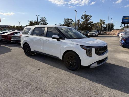 2026 Kia Carnival LXS