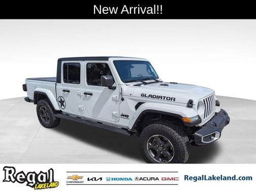 2022 Jeep Gladiator Sport