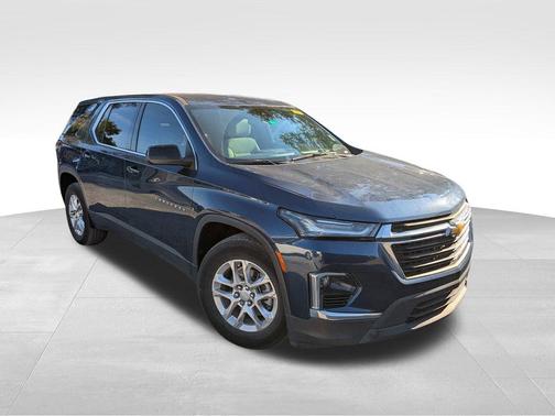 2022 Chevrolet Traverse LS