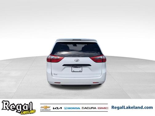 2020 Toyota Sienna L