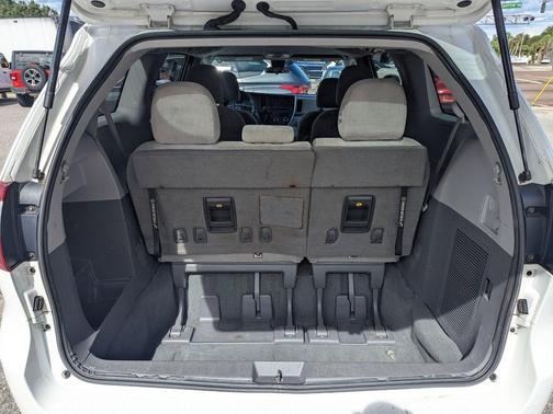 2020 Toyota Sienna L