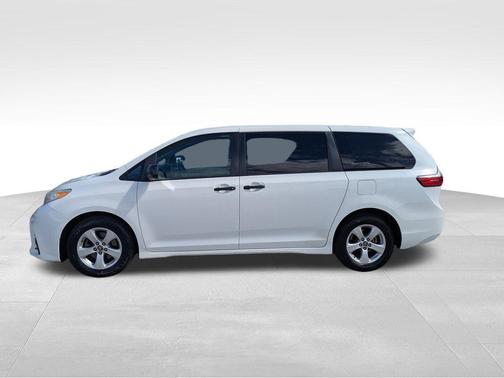 2020 Toyota Sienna L