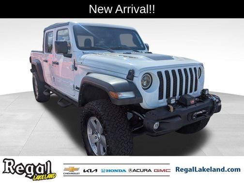 2022 Jeep Gladiator Sport