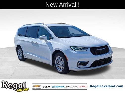 2021 Chrysler Pacifica Touring-L