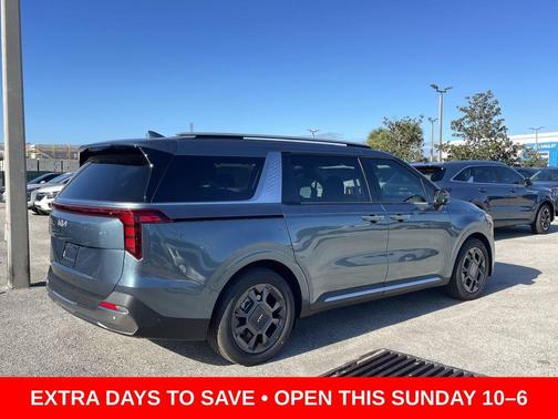 2026 Kia Carnival SX