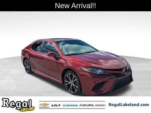2018 Toyota Camry SE
