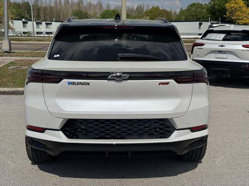 2025 Chevrolet Equinox EV RS