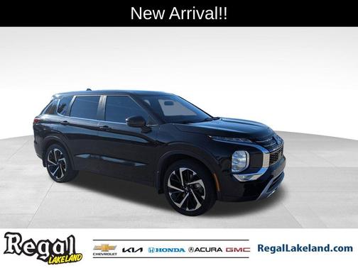 2022 Mitsubishi Outlander SE