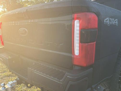 Agate Black Metallic 2023 Ford F-250 Lariat