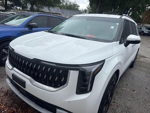 Snow White Pearl 2025 Kia Carnival EX