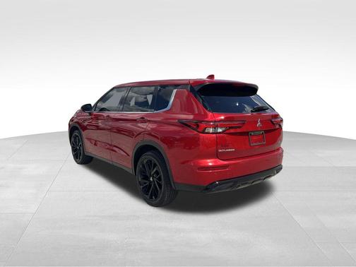 2024 Mitsubishi Outlander SE Black Edition