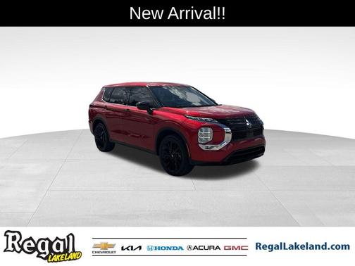 2024 Mitsubishi Outlander SE Black Edition