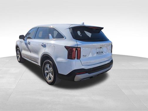2024 Kia Sorento LX