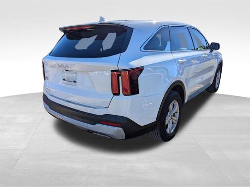 2024 Kia Sorento LX