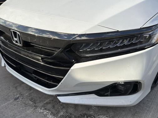White 2021 Honda Accord Sport SE