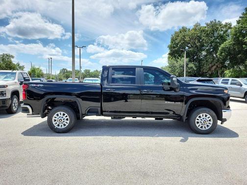 Black 2026 Chevrolet Silverado 2500 LT