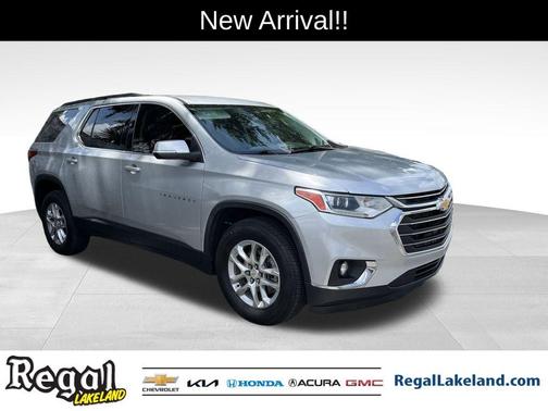 2021 Chevrolet Traverse LT Cloth