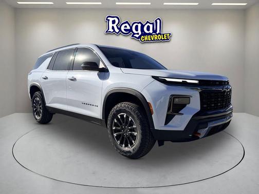 Polar White 2026 Chevrolet Traverse Z71