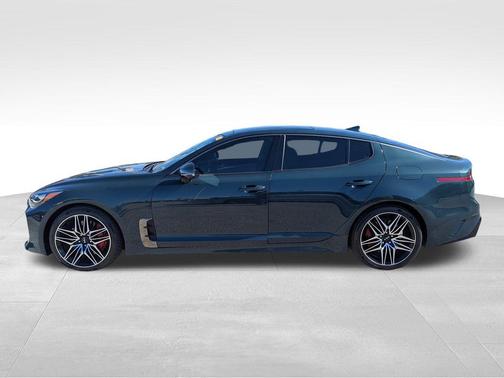 2023 Kia Stinger GT2