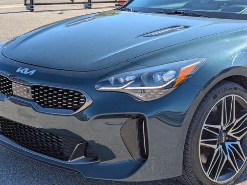 2023 Kia Stinger GT2