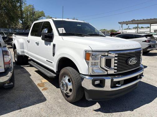2022 Ford F-350 Lariat Super Duty