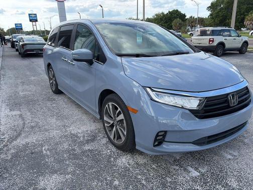 Blue 2023 Honda Odyssey Touring