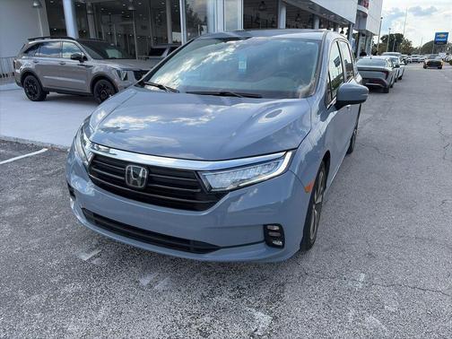 Blue 2023 Honda Odyssey Touring