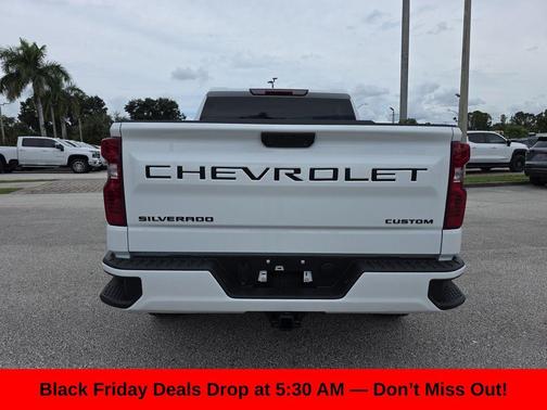 2025 Chevrolet Silverado 1500 Custom