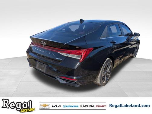 2021 Hyundai ELANTRA Limited