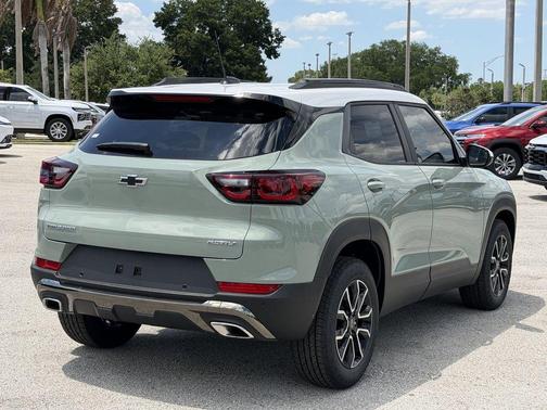 Green 2026 Chevrolet Trailblazer ACTIV
