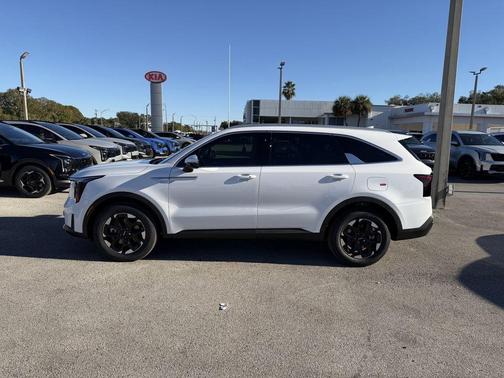 2026 Kia Sorento S