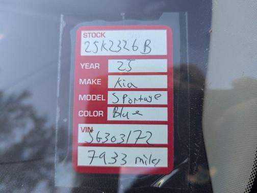 2025 Kia Sportage EX