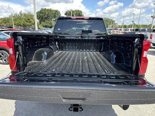 Black 2026 Chevrolet Silverado 2500 Custom