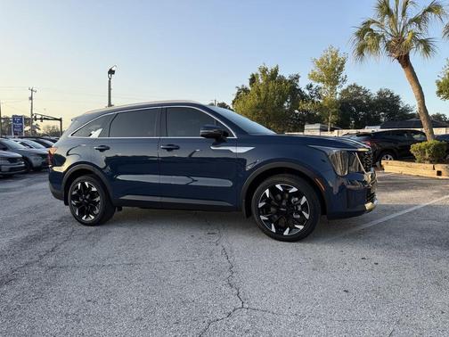 Midnight Black 2026 Kia Sorento SX