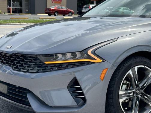 2021 Kia K5 EX